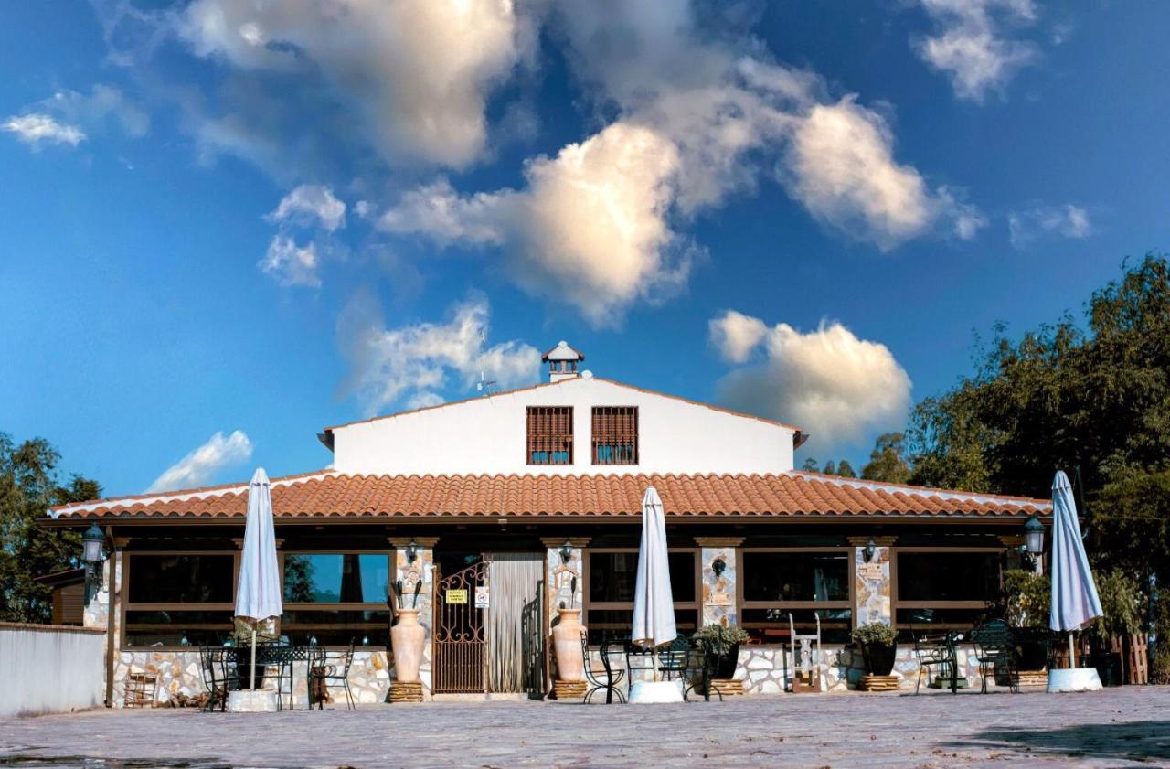 Hotel Rural Finca La Herencia Guadalcanal Екстер'єр фото