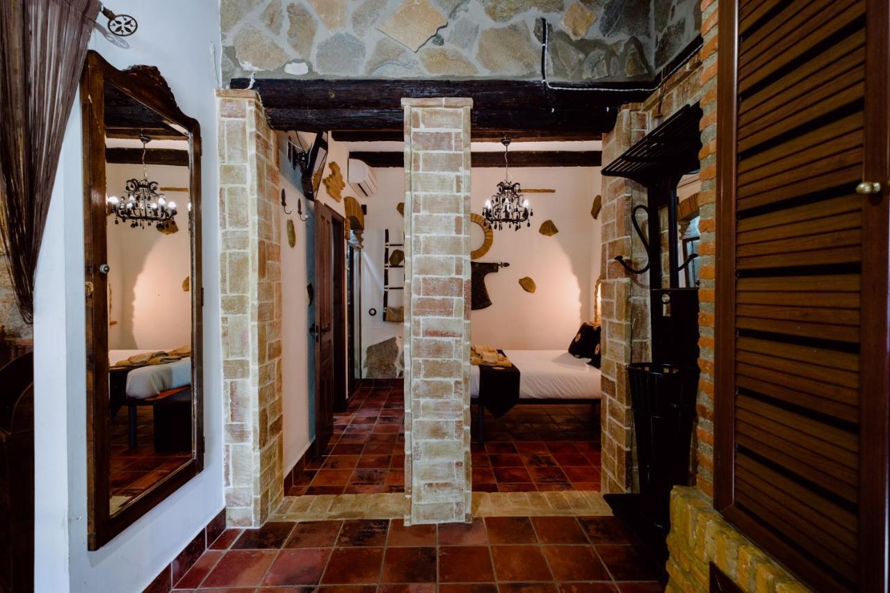 Hotel Rural Finca La Herencia Guadalcanal Екстер'єр фото