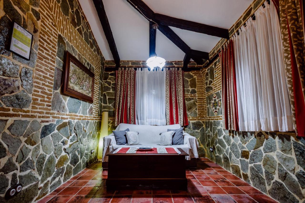 Hotel Rural Finca La Herencia Guadalcanal Екстер'єр фото
